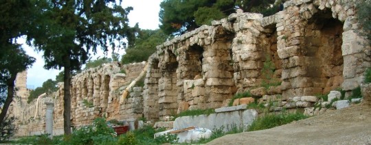 La stoà di Eumene ad Atene - Fonte: Gnto